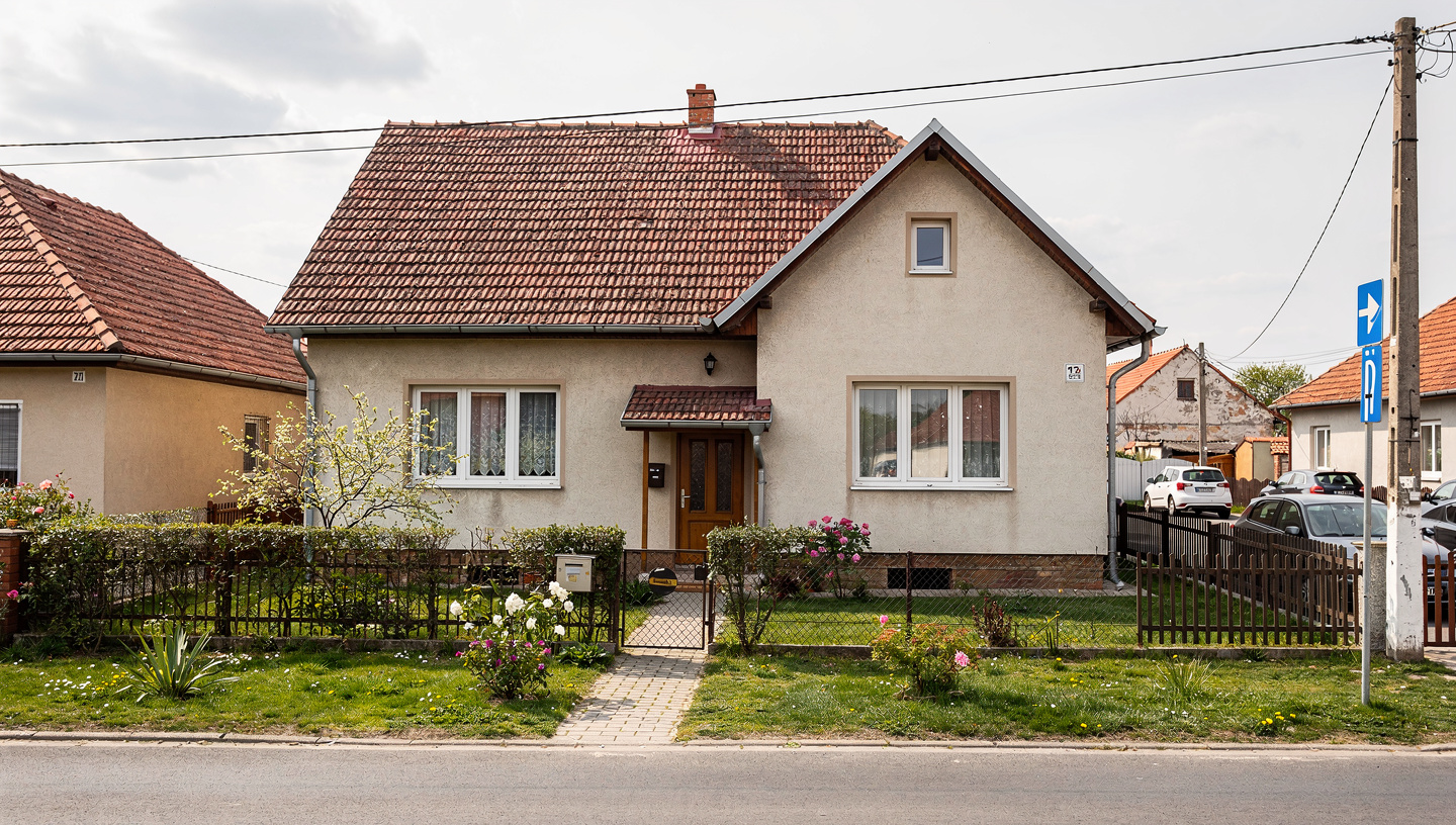 Önálló családi ház csendes utcában (Eger) — Eger