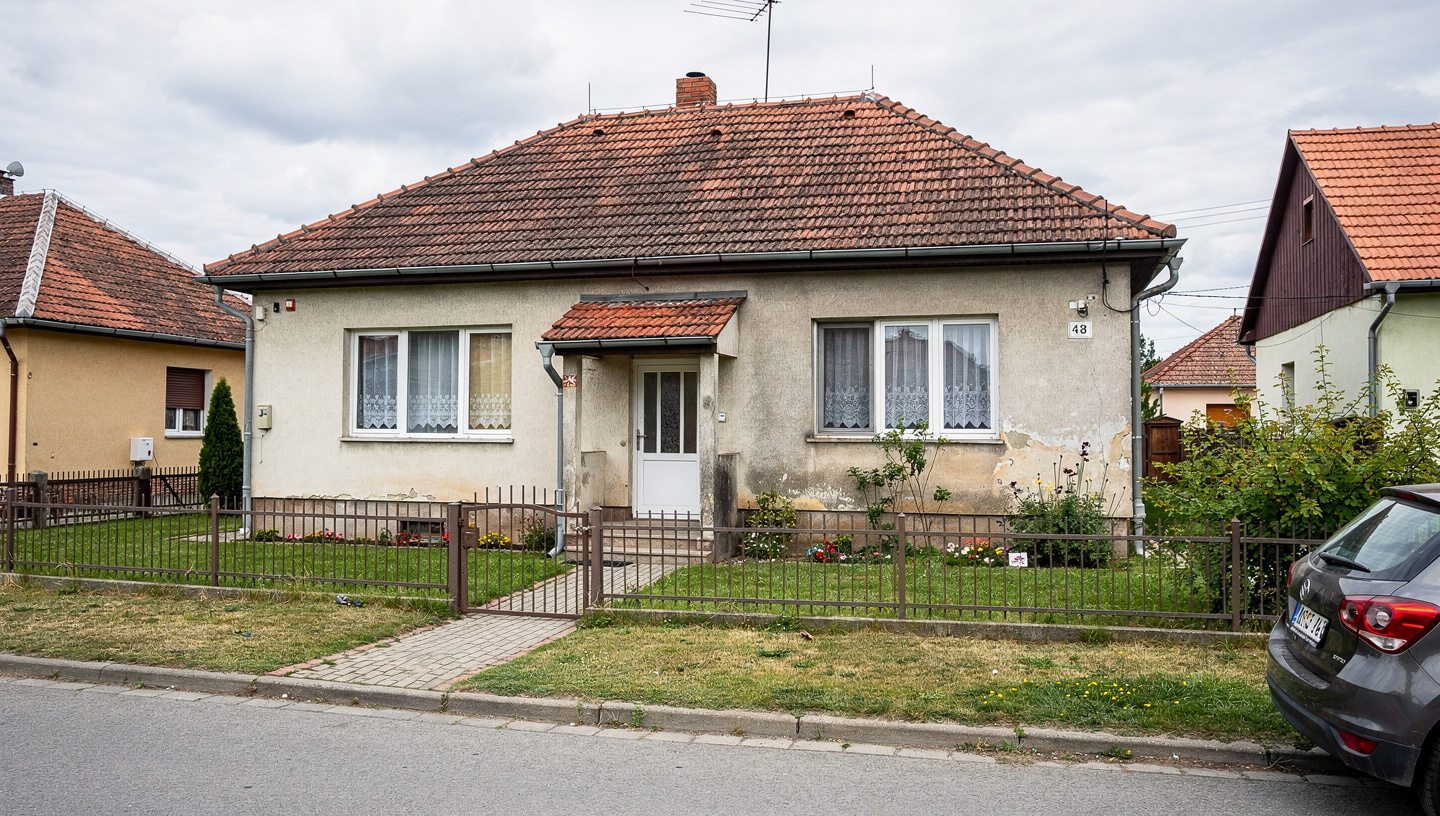 Felújított ház új nyílászárókkal, Miskolc — Miskolc