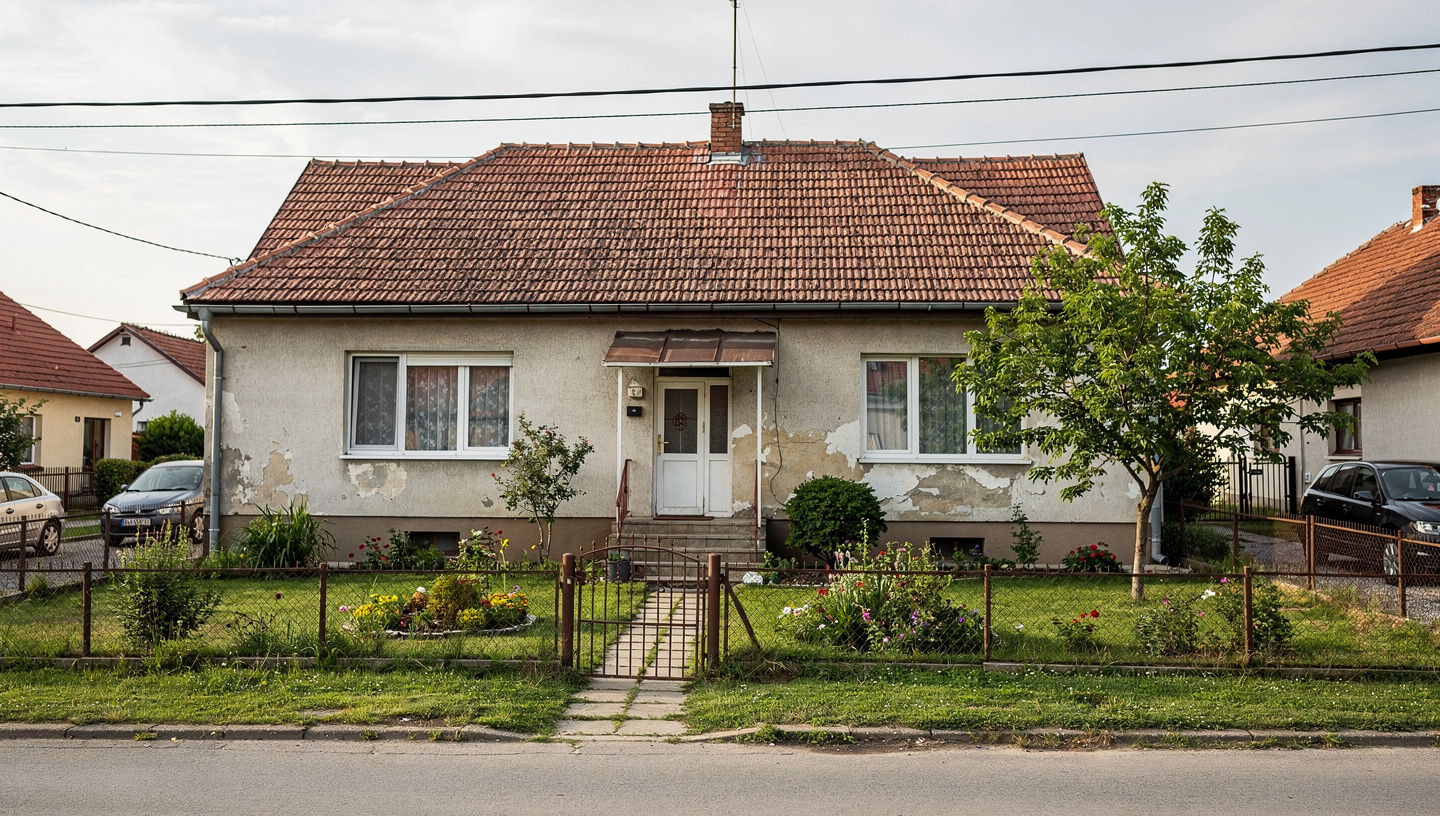 Kétszintes ház garázzsal — Székesfehérvár — Székesfehérvár