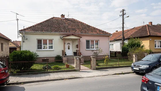 Eladó tanya Nagycsány külterületén — Nagycsány