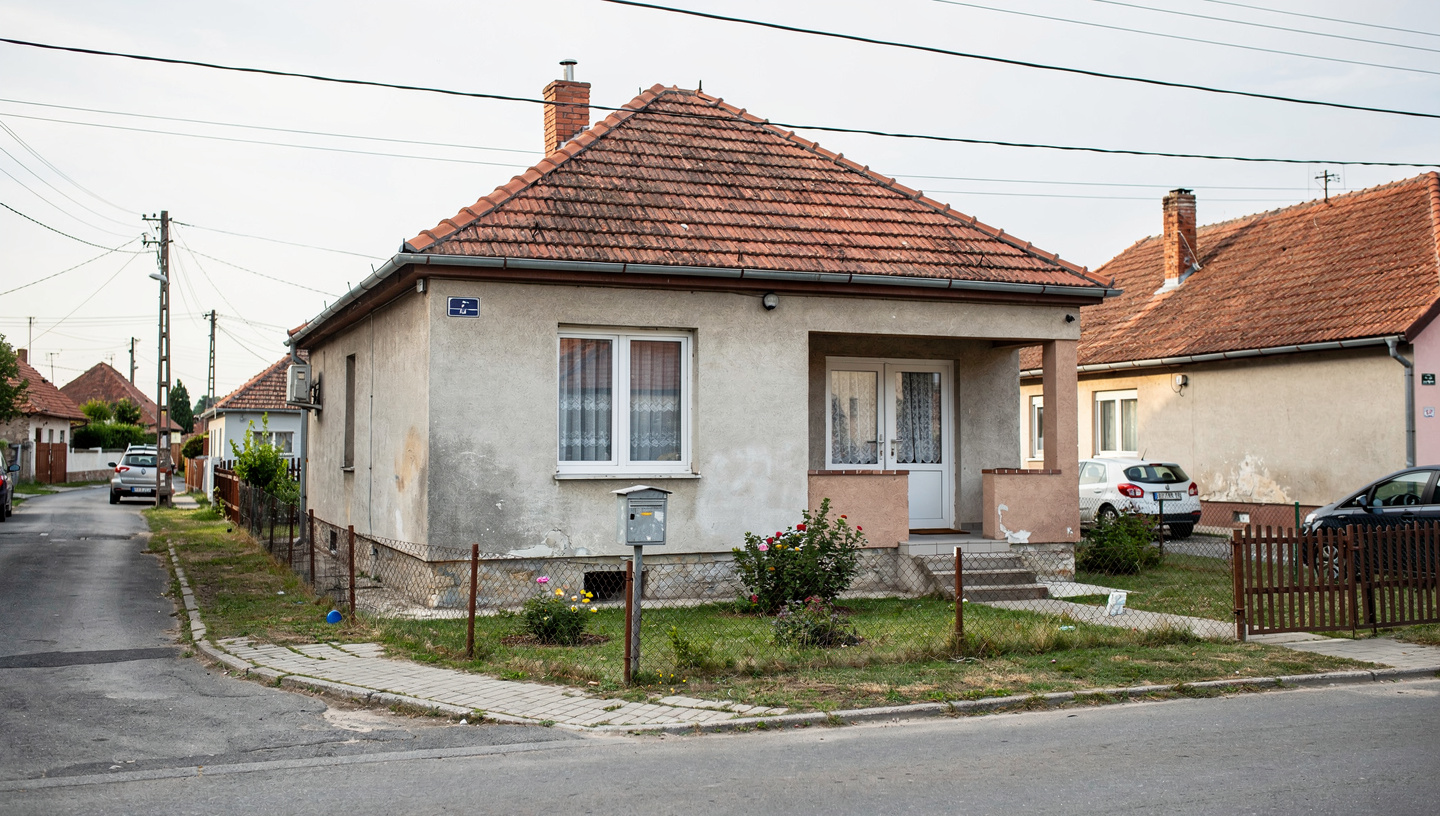 Kiadó sorház garázzsal, Pécs — Pécs