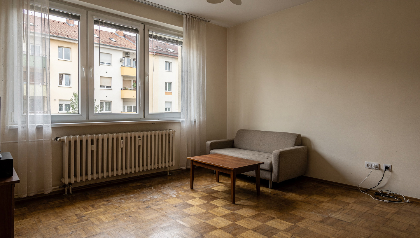 Téglaépítésű lakás alacsony közös költséggel, Budapest — Budapest