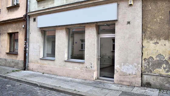 Kiadó üzlethelyiség Pécs forgalmas pontján — Pécs